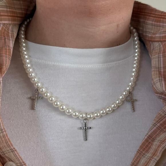 y2k 2000s style heavy metal punk grunge pearl emo cross pendant necklace - Picture 8 of 15